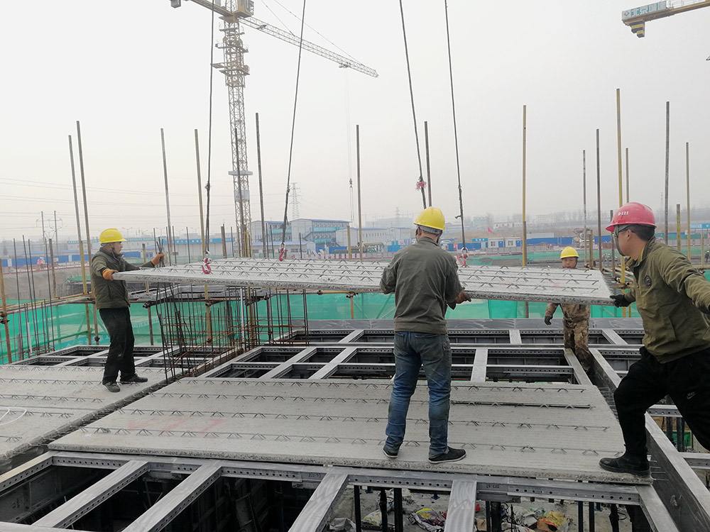 ����װ��