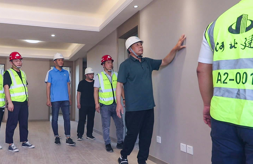 ���̼���